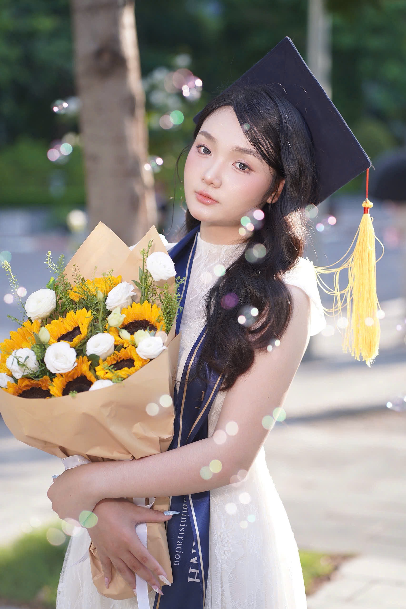 Ảnh tốt nghiệp